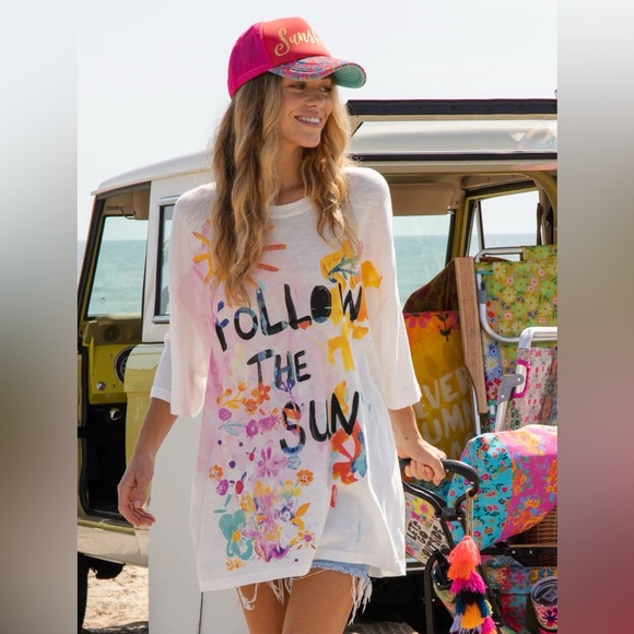 NATURAL LIFE Tops - Natural Life Oversized White Follow The Sun Top Coverup One Size Fits Most L16